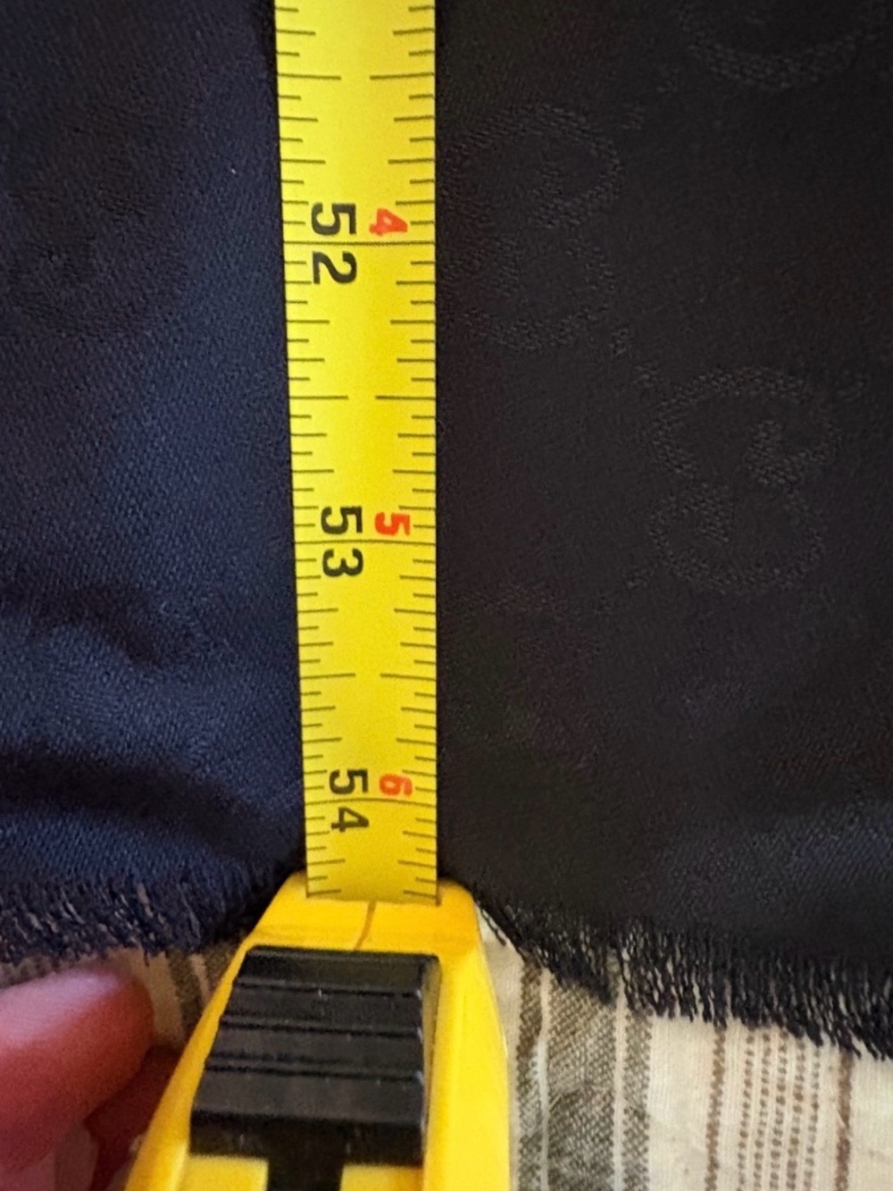 Gucci Black Shawl with Logo Tag - Picture 7 of 12